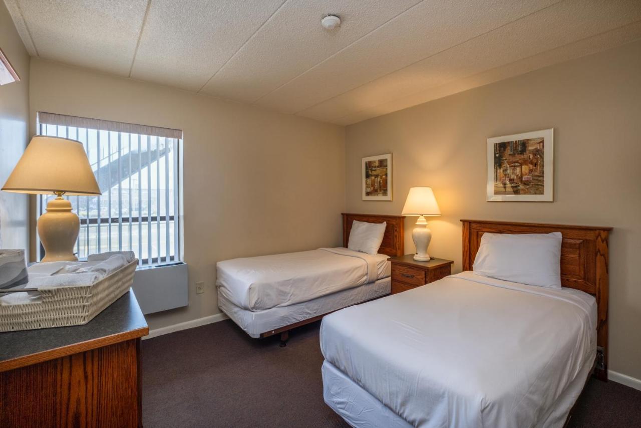 Tahiti Inn Ocean City Bagian luar foto